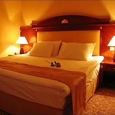 The Crown Hotel-2